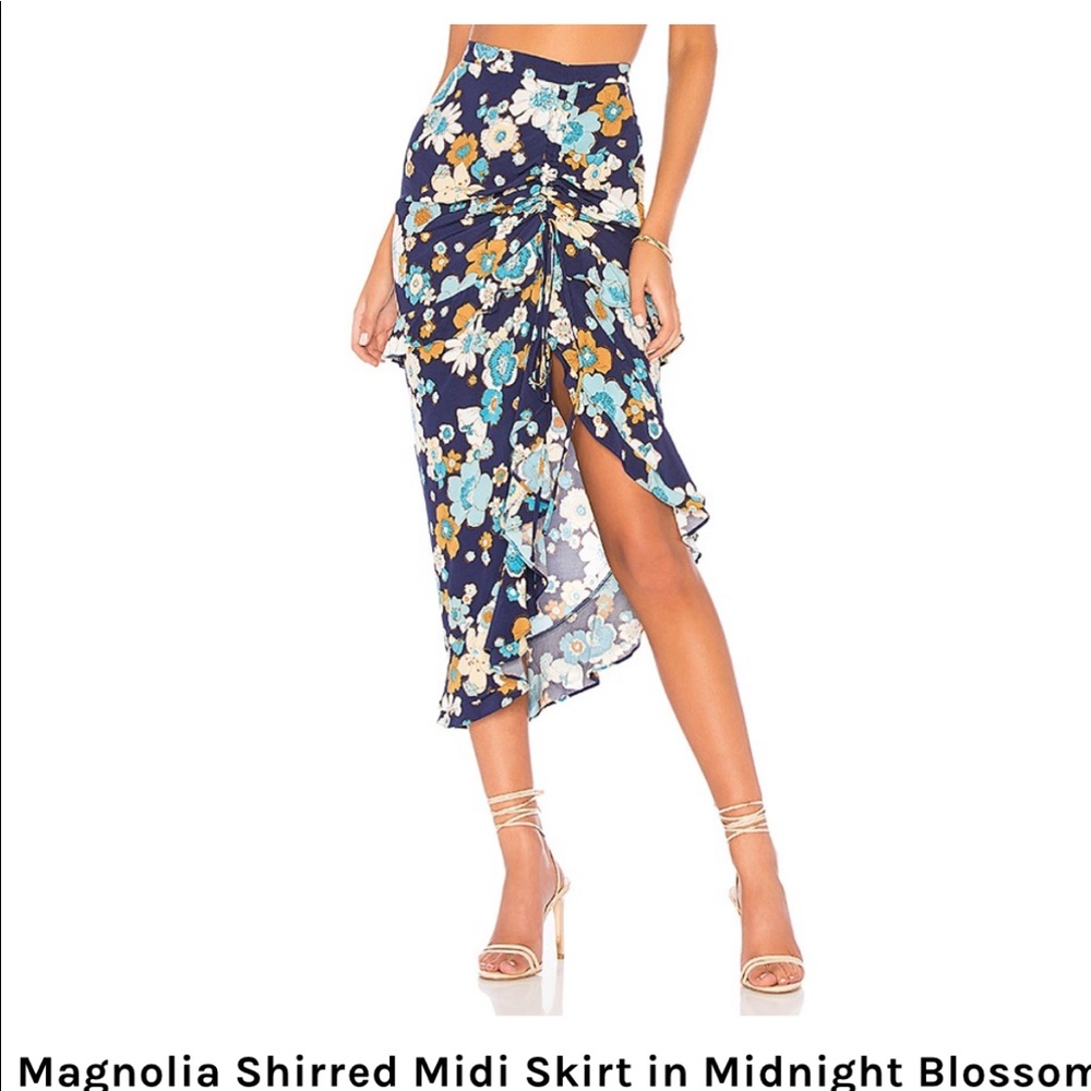 Magnolia shirred midi skirt in midnight blossum